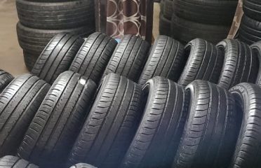 Premium Old Tyre